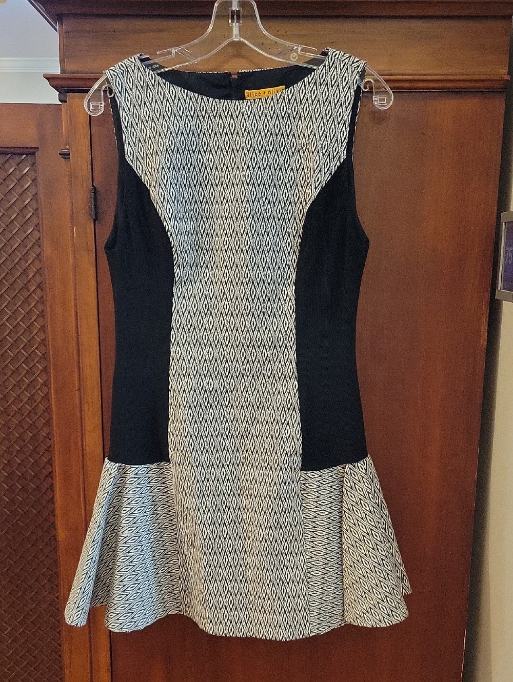 Alice + Olivia | Women’s Bettina‎ Drop-Waist Mini Dress Black And White - Small